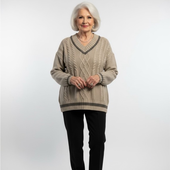 Hem & Thread Other - NWT Hem & Thread Grey V-Neck Sweater